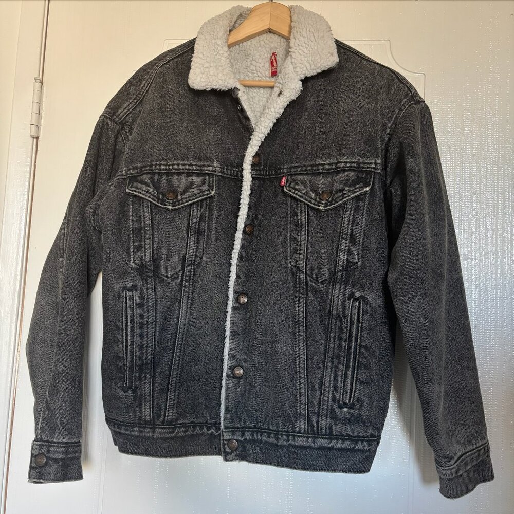 80s Vintage Levi's Sherpa Denim Jacket | size S